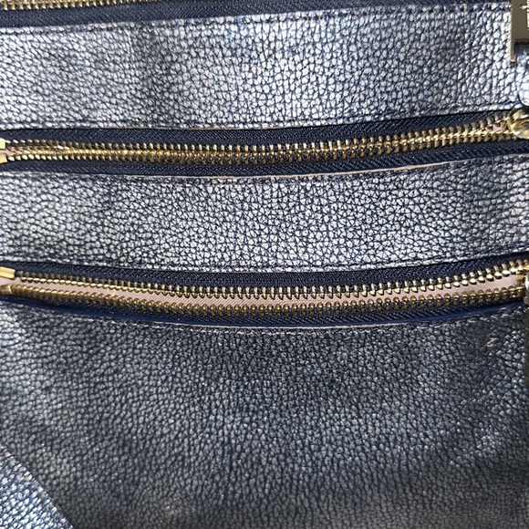 Cole Haan blue metallic leather crossbody adjustable strap gold accents cute 🥰 - Picture 13 of 13